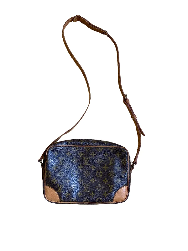 Ladies Louis Vuitton Capucines bags with gold - toned hardwareLouis Vuitton Trocadero 27 Monogram