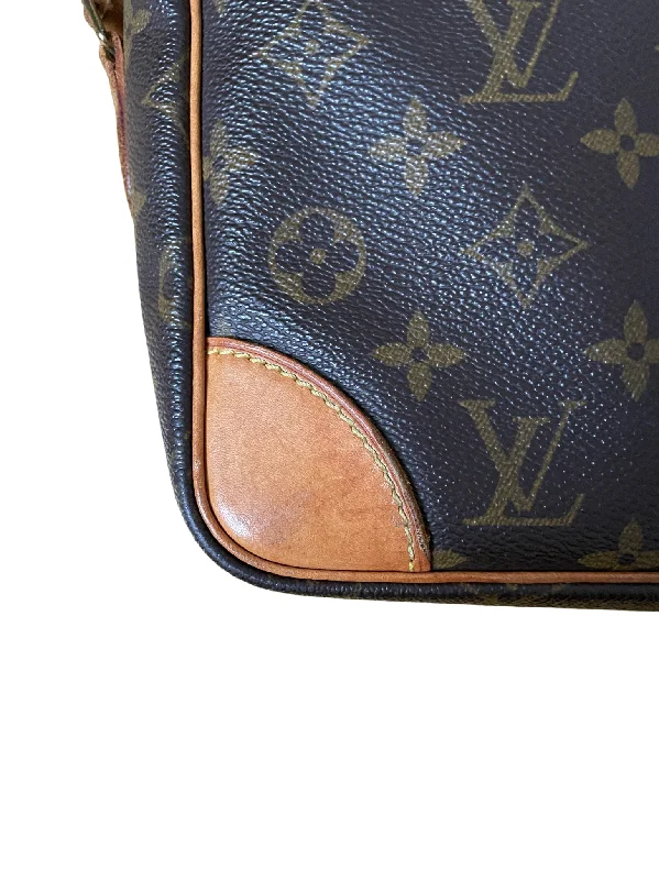 Louis Vuitton Alma bags featuring the signature top - handle designLouis Vuitton Trocadero 30 Monogram